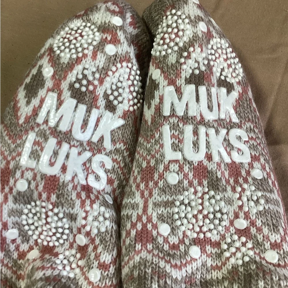Muk Luks Cabin Socks Women's Size S/M (5-7)